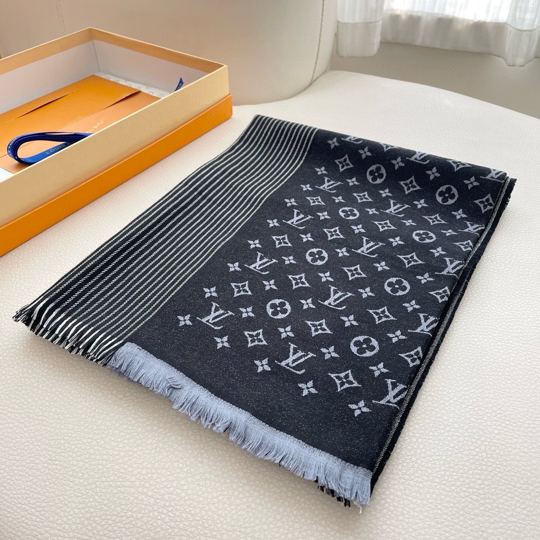 LV Silk and Wool Shawls M71227 Black